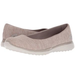 NWT SKECHERS Microburst - Darling Dash shoe!